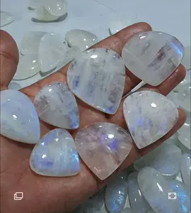 Pear Shaped Good Looking Multi Tamanho Alta Qualidade Rainbow Moonstone Cabochon Pedra Suave Lot Para O Inverno Especial Festival de Jóias