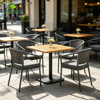 Ensemble de salle à manger d'extérieur minimaliste en corde tressée ambre, chaises à accoudoirs en aluminium avec table non en bois pour jardin, patio, bistrot, hôtel