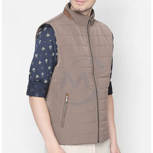 Chaleco acolchado de alta calidad para hombre, cuello levantado, temporada de invierno, recién llegado, MOQ bajo, hecho en Pakistán - Product Image 4