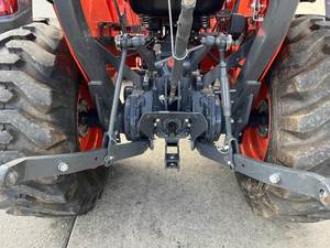 Tractor L2501HST 2021: Potencia Compacta y Fiabilidad Comprobada para el Trabajo Diario - Product Image 6