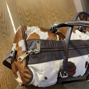 Bolsas de lona de piel de vaca cómodas de alta calidad Material sólido Estilo deportivo Último diseño Durable para el uso diario - Product Image 4