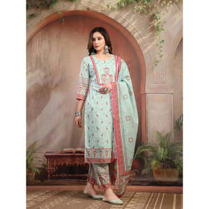 ชุดคุรตะผ้าฝ้ายพิมพ์ลายสีเขียวสำหรับผู้หญิง พร้อมผ้าคลุมไหล่ ผ้าเน็ตสไตล์ปากีสถาน-อินเดีย สำหรับงานพิธีกรรมและงานปาร์ตี้ - Product Image 3