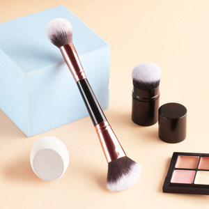 Brochas de Maquillaje de Fibras de Lujo con Logotipo Personalizado para Maquillaje Facial, Brocha para Base Líquida - Product Image 4
