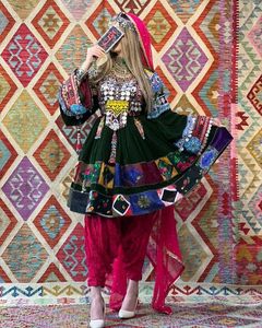 Magnifique robe tribale afghane Kuchi Salwar Kameez, robe indienne pakistanaise de conception haut de gamme avec col brodé par WS INTERNATIONAL - Product Image 3
