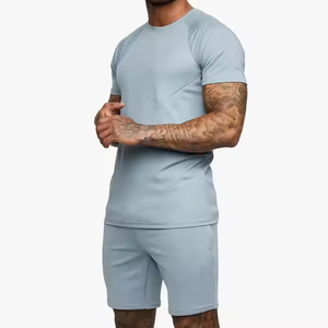 Ensemble de shorts et de t-shirts d'entraînement d'été pour hommes, ensemble de shorts de course 2 pièces avec logo personnalisé pour hommes - Product Image 1
