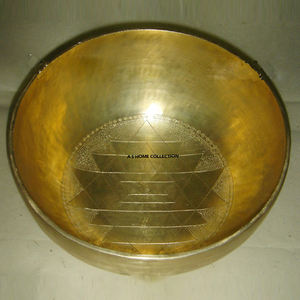 Bol chantant en cuivre plaqué, finition cuivrée, instrument de musique artisanal, bol himalayen pour la méditation - Product Image 2