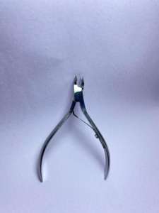 Herramienta portátil profesional para uñas planas y removedor de uñas de los pies, pinza para cutículas de acero inoxidable plateado para uso en salón y manicura - Product Image 2