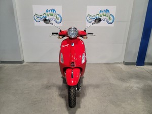 Migliore Offerta per <span class=keywords><strong>Vespa</strong></span> Primavera 150 Rossa 155 Scooter Prodotto in Vietnam >95km/h - Modello 2026 - Product Image 2