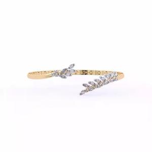 Pulsera abierta de oro blanco/Rosa sólido de 14 quilates con Moissanite cultivado en laboratorio de corte Marquesa, pulseras en capas de diseñador, joyería fina - Product Image 2