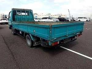 Neatly DY NA 1.75 ton RHD d'occasion, SUV à conduite à droite, sièges en tissu, 7 places, transmission automatique, en bon état - Product Image 2