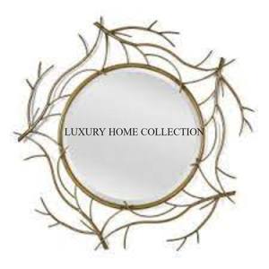 Cadre de miroir mural au design unique en métal antique avec des accents artisanaux audacieux et des tons de laiton vieilli pour des intérieurs chics - Product Image 5