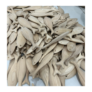 Jouet coloré de jouet de poisson en bois sculpté naturel de qualité supérieure, tentures murales de poisson en bois, décor de poisson suspendu en bois mur vintage nautique - Product Image 4