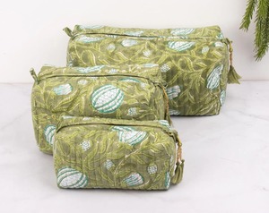 ชุดกล่องเครื่องแต่งหน้าผ้าฝ้ายลายควิลท์วินเทจเรียมีความทนทานต่อน้ำลายดอกไม้สีฟ้าสวยขนาดกลาง3ชิ้น - Product Image 5