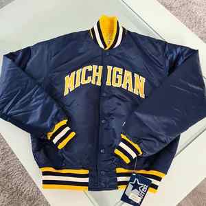 Chaqueta universitaria de satén para hombre y mujer, chaqueta universitaria de satén unisex, chaqueta bomber de satén - Product Image 3