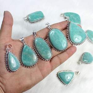 จี้สร้อยคอพลอยอเมซอนสีเขียวจี้ดีไซน์เนอร์ทำเครื่องประดับสร้อยคอจี้ชุบเงิน - Product Image 1