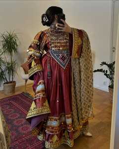 2025 nouveautés à la mode Afghan Kuchi robe dames manches longues tenue de fête genou longueur imprimé fleuri dentelle volants élégant - Product Image 5