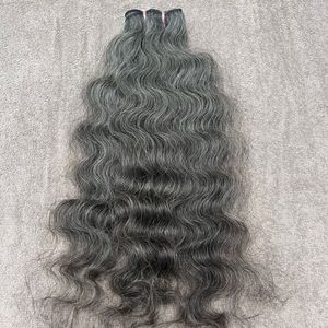Extensiones de Cabello Humano Rizado Gris Natural en Cortina de Color Claro de la India - Product Image 2