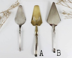 Modesto Servidor de pasteles de acero inoxidable levantador de pasteles rgold acabado Ideal catering para eventos y hecho a mano de La India - Product Image 5