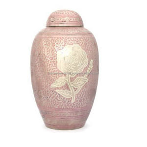 โกศใส่ศพทำจากทองเหลืองทรงโดมสำหรับผู้ใหญ่ดีไซน์ดอกไม้สีชมพูสีทองโกศศพ - Product Image 1