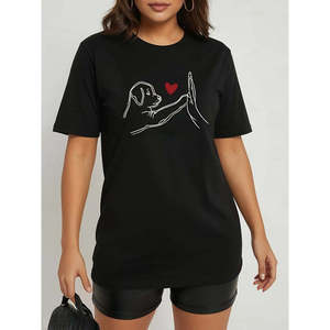 Blusa de viscosa de manga corta con cuello redondo y estampado de perros divertidos para mujer de Jane - Top cómodo y elegante para el día a día - Product Image 2