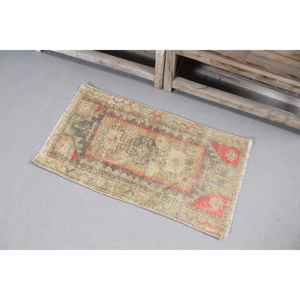 Alfombra Vintage de 1.5x2.9 pies, Alfombra Turca, Alfombra Oriental Marrón de Lana - Product Image 2