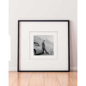 ภาพพิมพ์ศิลปะของฌอน คอนเนอรี เจมส์ บอนด์ ที่มีอสตัน มาร์ติน นักสายลับอังกฤษผู้โดดเด่น - Product Image 3