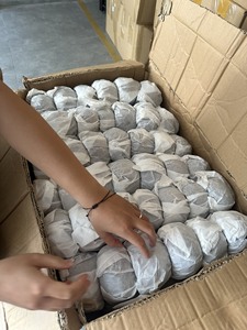 Disponible maintenant: Hanging Bird Hide Out House, idéal pour les hamsters pour dormir confortablement dans une coquille de noix de coco - Product Image 6