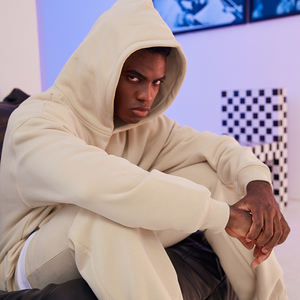 Ropa esencial de invierno Sudadera con capucha cálida de algodón pesado Logotipo personalizado Ropa de calle para hombre Sudaderas con capucha de gran tamaño en blanco - Product Image 2