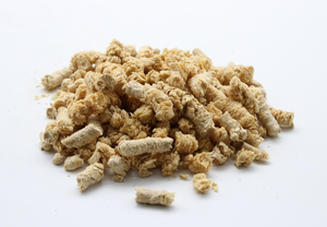 Großhandel Kiefernholz Pellet Katzenstreu Natürlicher staubfreier Kiefernholz Pellet Klumpen Katzenstreu 5L 10L 25KG - Product Image 3