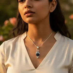 Pendentif en argent 925, pierre précieuse en onyx noir, plaqué rhodium, coupe émeraude, style religieux pour femmes, matériau en or rose et platine, cadeau - Product Image 1