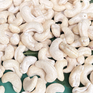 Prix de gros Offre Spéciale bon marché Noix de cajou Noix de cajou W320 Noix de cajou Taille de coupe personnalisée - Product Image 1