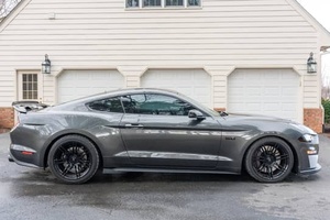 Ford Mustang GT Coupé 2018 Extrêmement Propre, Boîte Manuelle 6 Vitesses, V8 Suralimenté, Prêt à Livrer - Product Image 5