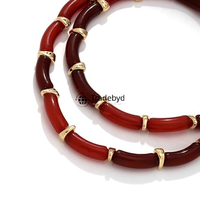 Collier en résine Tradebyd Pendentif artistique élégant de bijoux faits à la main pour les amateurs de mode