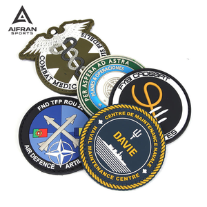 Patchs 3D en PVC AIFRAN |   Badge de soutien aux soins de santé NHS Rainbow |   Étiquette de premiers secours en caoutchouc |   Patch de Morale à Crochets et Boucles pour Sacs - Product Image 2