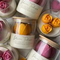 Bougie parfumée multicolore en forme de tulipe avec étiquette personnalisée, bougie en cire de soja naturelle dans un bocal en forme de fleur pour la décoration de la maison, les cadeaux de mariage et d'anniversaire