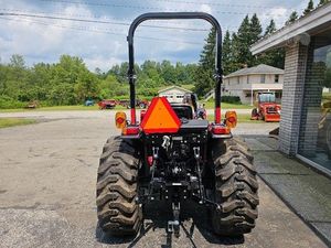 CASE IH FARMALL 25A Machine agricole compacte, équipement agricole durable - Product Image 5