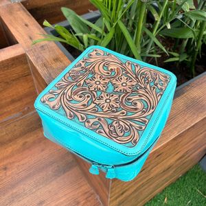 Elegante caja de almacenamiento de cosméticos de maquillaje, caja de maquillaje hecha a mano de cuero, caja organizadora de baño de tocador de gran oferta de nuevo diseño - Product Image 2