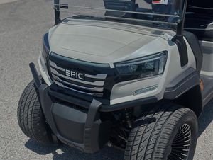 Carrito de Golf Clásico de Gasolina de 3-4 Plazas, Nuevo y Económico, Vehículo Utilitario con Batería de Plomo-Ácido de 5kW, Velocidad de 50-70 km/h, Autonomía de 70-90 km - Product Image 4