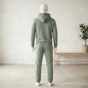 Conjunto Deportivo para Hombre en Verde Salvia, Sudadera Bordada con Capucha y Pantalones Jogger, Ropa Deportiva Casual para Calle, Entrenamiento y Fitness - Product Image 4