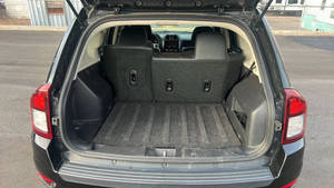 Voiture d'occasion abordable Jeep Compass Latitude 2017 conduite à gauche - Product Image 6