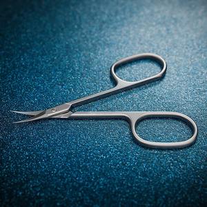 Tijeras de belleza para uñas de alta calidad de estilo Ruso, logotipo personalizado, Tijeras para uñas para cutículas, hoja curva de acero inoxidable, punta fina, Pakistán - Product Image 5