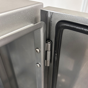 Caja de Distribución Eléctrica de Acero Inoxidable 304/316 L, Montaje en Pared o Superficie, IP65, Tamaño Personalizable - Product Image 4