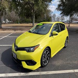 IMPRESIONANTE Toyota <span class=keywords><strong>Corolla</strong></span> <span class=keywords><strong>iM</strong></span> <span class=keywords><strong>2018</strong></span> con TRANSMISIÓN AUTOMÁTICA de 4 CILINDROS - Product Image 1