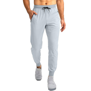 Pantalones transpirables de alta calidad para exteriores para hombres de Pakistán Venta al por mayor de impresión por sublimación Flyers Joggers Pantalones Servicio OEM - Product Image 1