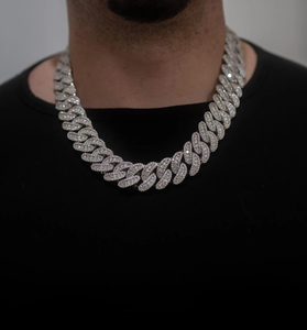 Collar Cubano de Plata de Lujo con Incrustaciones de Diamantes, Estilo Hip Hop, Cadena con Brillo Premium, Joyería de Estilo Urbano - Product Image 1