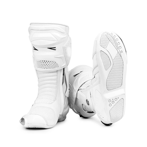 Venta al por mayor de botas de moto de carreras de cuero personalizado impermeable con forro de cuero genuino y plantilla plana de goma para el invierno - Product Image 2