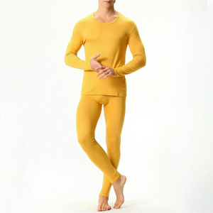 Conjunto de Ropa Interior Térmica Larga para Hombre, Diseño Nuevo 2025, Color Amarillo Sólido, Tela Transpirable de Alta Calidad, Cuello Redondo, Ropa de Invierno - Product Image 5
