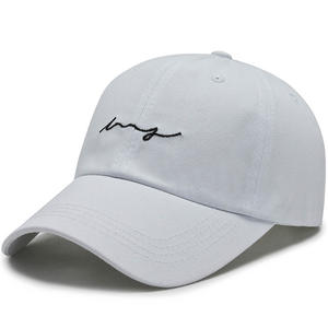 Gorra de béisbol blanca sin estructura de diseño con bordado - Product Image 1