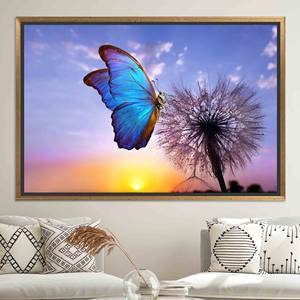 Dandelion Sunrise View: Elegante obra de arte impresa en lienzo para decoración del hogar, lienzo con marco dorado - Product Image 1