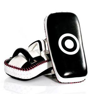 Protector de Patadas de Cuero PU, Duradero, Transpirable, Equipo de Entrenamiento para Artes Marciales y Práctica de Fitness - Product Image 1